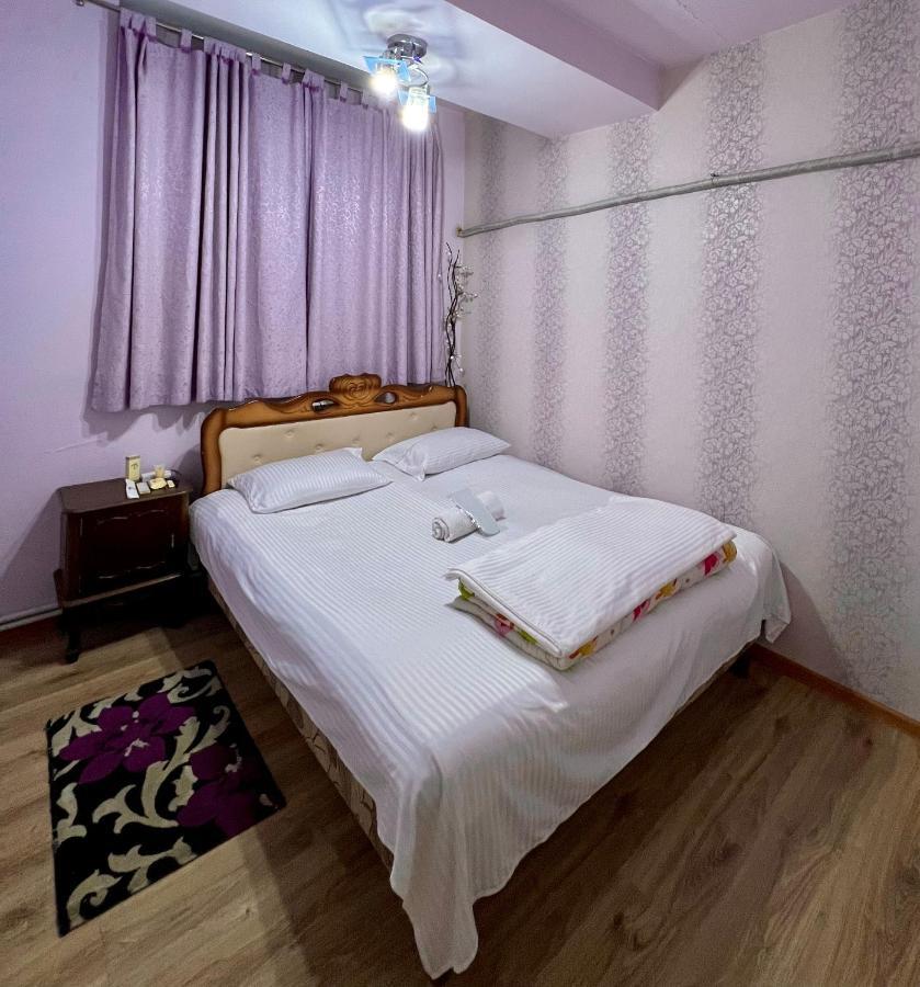 Apartment In The Centre Of Yerevan For Rent 외부 사진